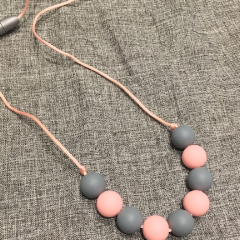 Marshmallow Silicone Teething Necklace - Little Buds Teethers